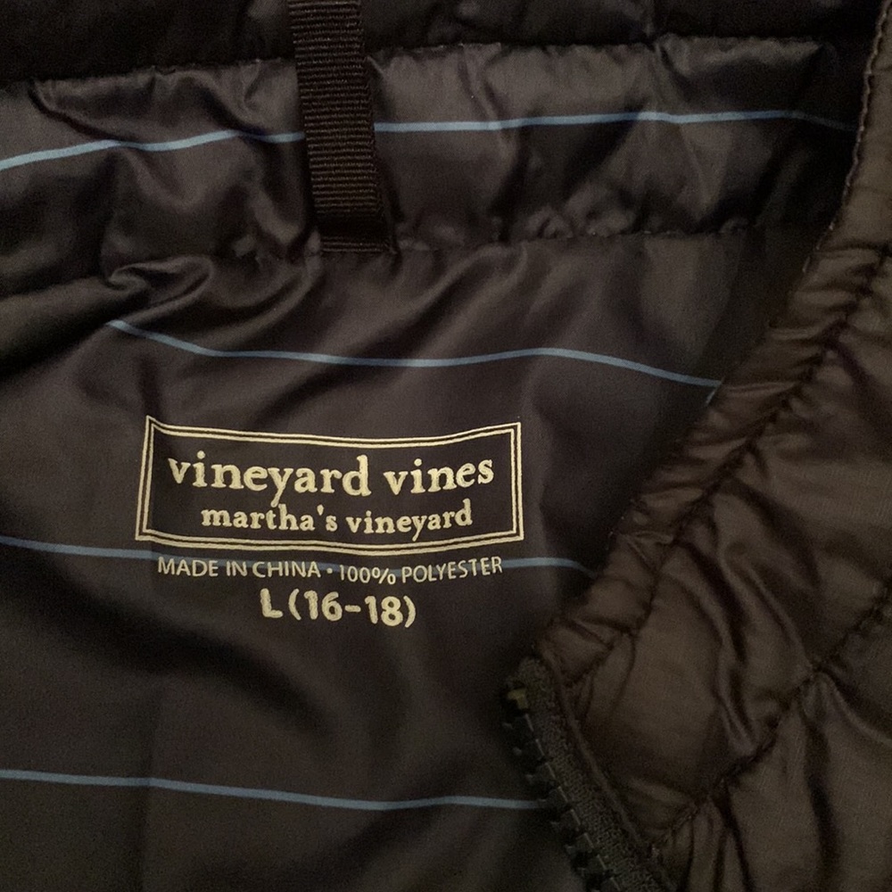 Vineyard Vines Vest - Picture 5 of 5